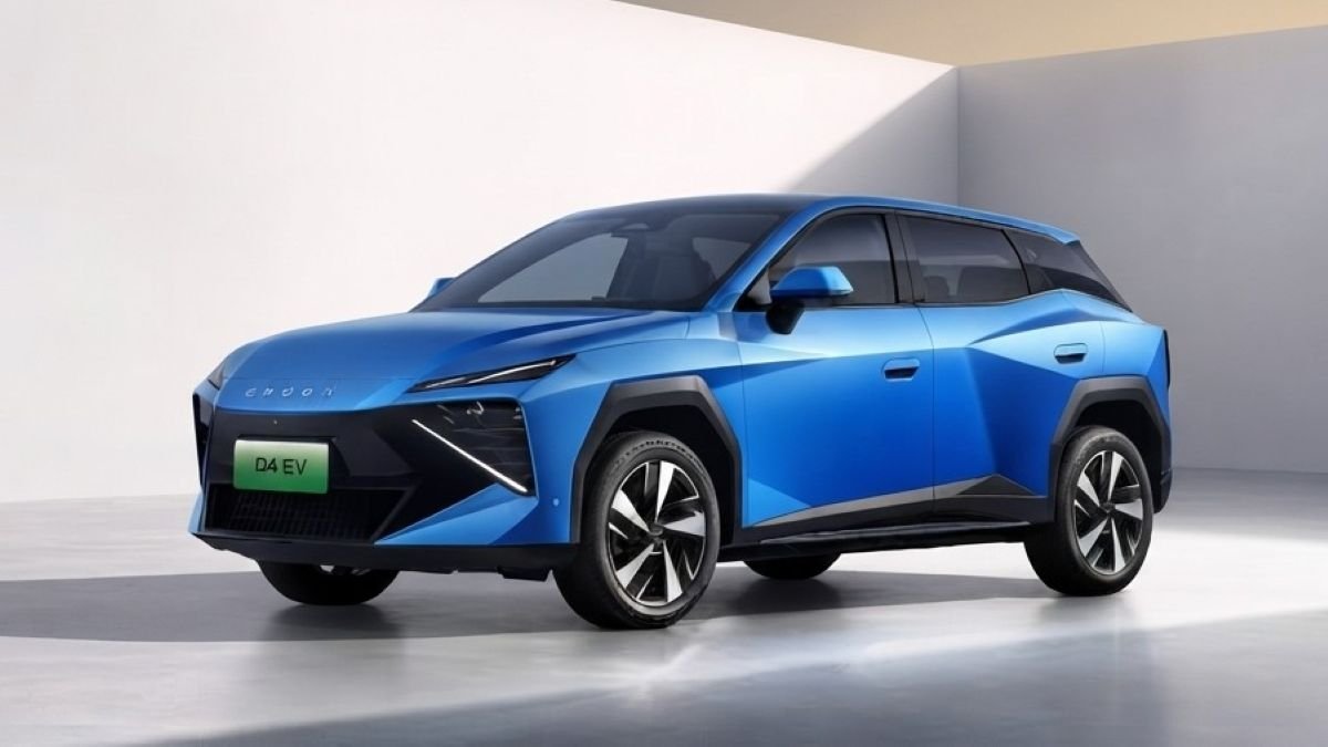 OMODA O4